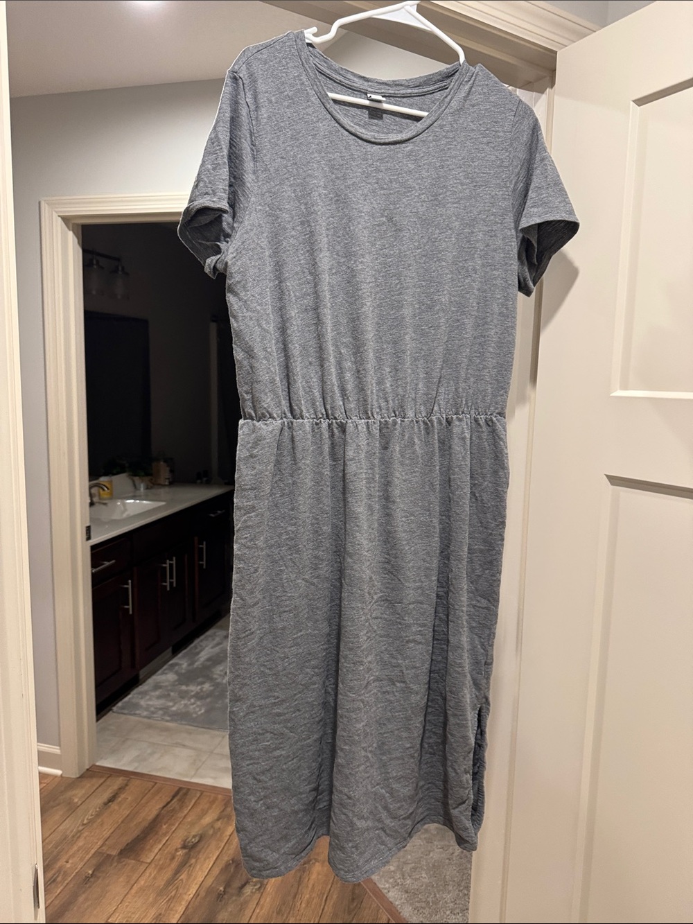 Old Navy Heather Gray Short-Sleeve Midi Dress